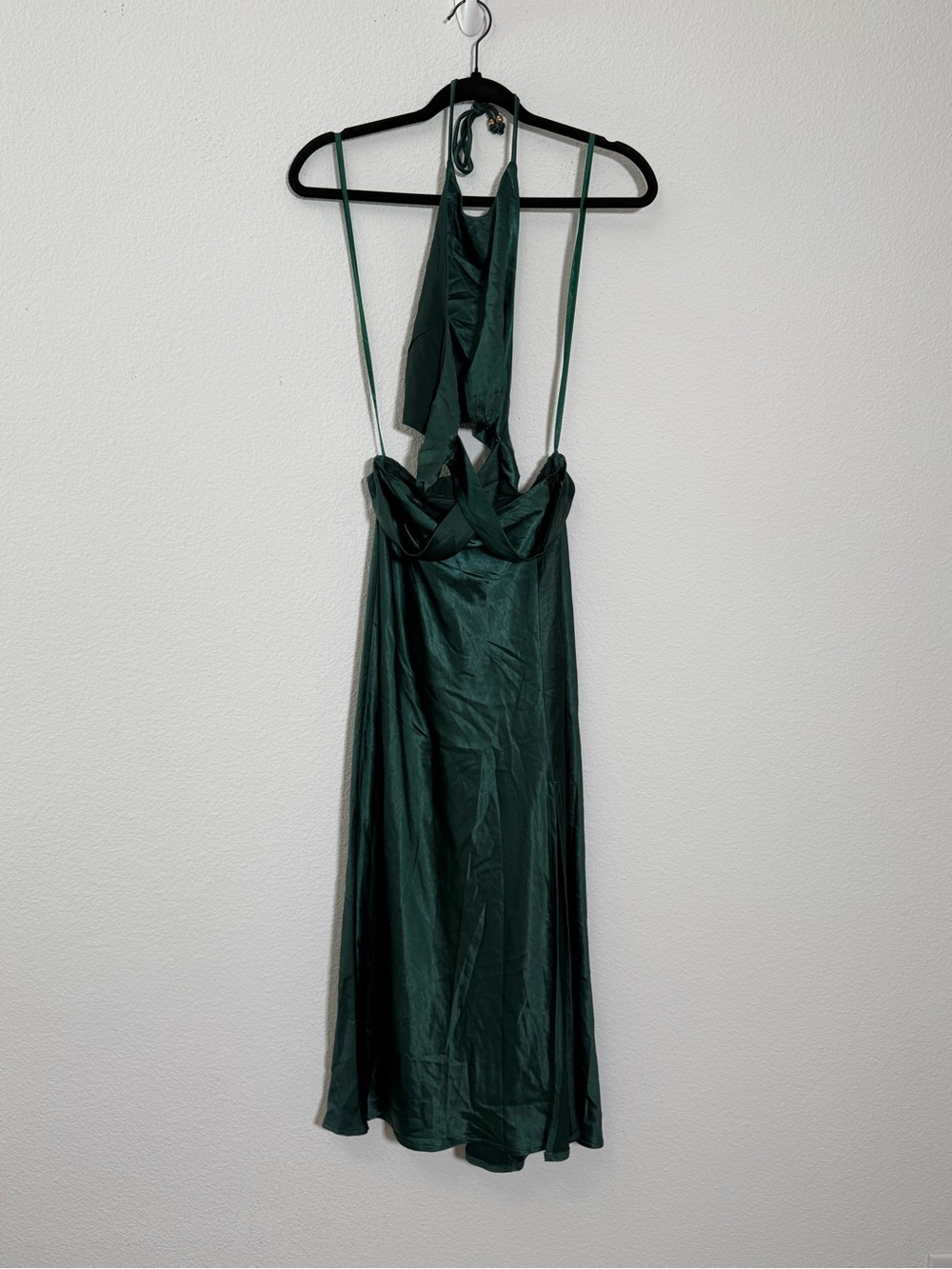 Selfie Leslie Emerald Satin Halter Cut Out Midi Dress Open Back Slip Dress NWT